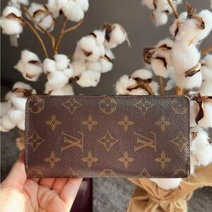 Title: Louis Vuitton Monogram Wallet